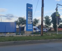 Всё под контролем», но бензин приходится искать: что происходит на заправках Мариуполя
