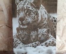 Портрет на дереве - подарок с душой