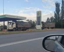 Всё под контролем», но бензин приходится искать: что происходит на заправках Мариуполя