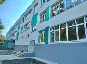 В Мариуполе завершили ремонт специализированной школы